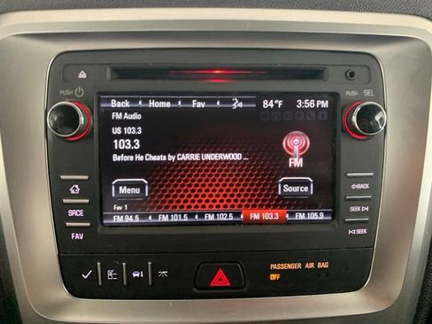 Used 2016 GMC Acadia SLE AWD/4WD image 3