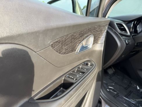 Used 2015 Buick Encore FWD image 10