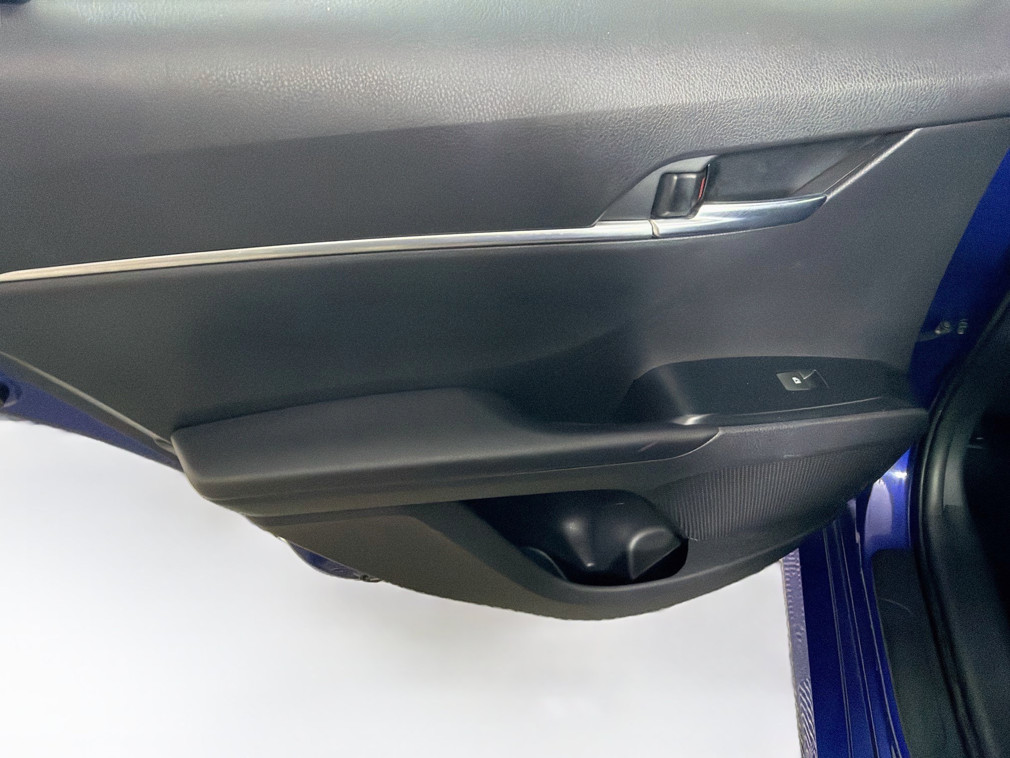Used 2018 Toyota Camry LE FWD image 24