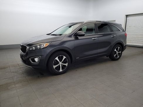 Used 2016 Kia Sorento EX w/ EX Premium Package AWD/4WD image 2