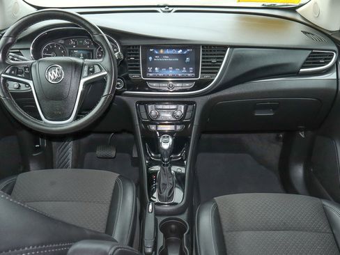 Used 2018 Buick Encore Sport Touring image 10