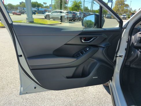 New 2026 Subaru Crosstrek 2.5i Limited AWD/4WD image 18