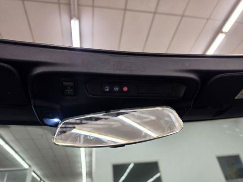 Used 2021 Chevrolet Camaro LT RWD image 30