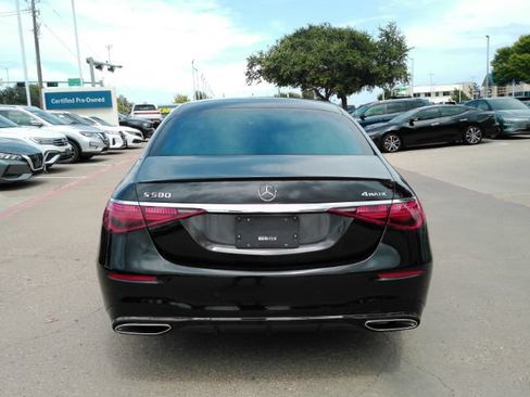Used 2023 Mercedes-Benz S 580 4MATIC Sedan w/ AMG Line image 7