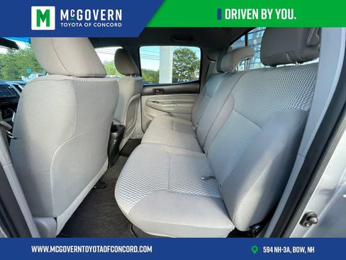 Used 2015 Toyota Tacoma 4x4 Double Cab w/ SR5 Package image 24