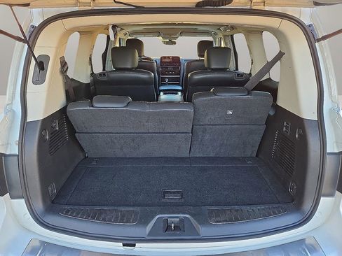 Used 2024 INFINITI QX80 Luxe image 15