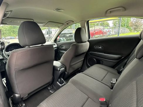 Used 2016 Honda HR-V LX image 26