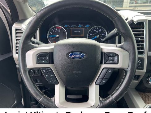 Used 2017 Ford F250 Lariat w/ Lariat Ultimate Package AWD/4WD image 38
