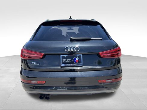 Used 2018 Audi Q3 2.0T Premium Plus w/ Premium Plus Package FWD image 6