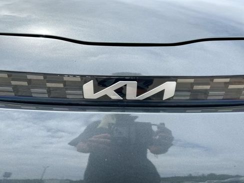 Used 2024 Kia Soul LX w/ Option Group 015 FWD image 27