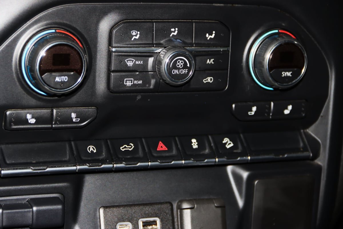 Used 2019 Chevrolet Silverado 1500 RST AWD/4WD image 52