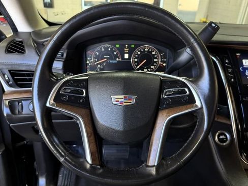 Used 2015 Cadillac Escalade ESV Premium AWD/4WD image 29