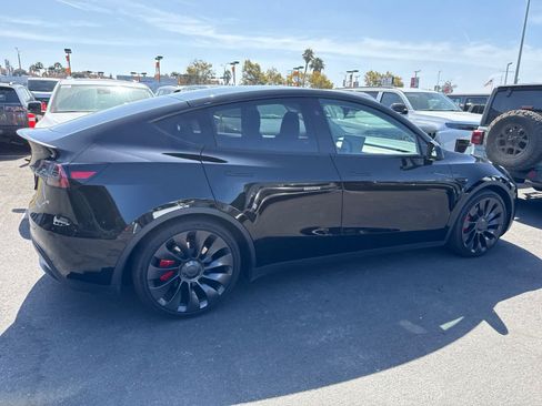 Used 2023 Tesla Model Y Performance AWD/4WD image 12