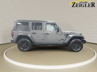 Used 2022 Jeep Wrangler Unlimited Sport AWD/4WD video 4