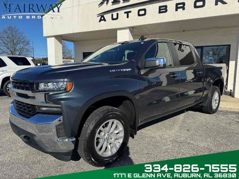 Used 2021 Chevrolet Silverado 1500 LT image 2