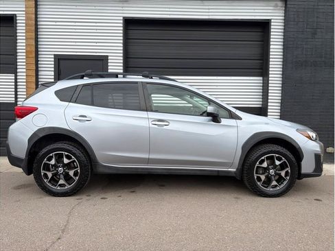Used 2018 Subaru Crosstrek 2.0i Premium AWD/4WD image 11