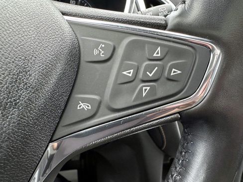 Used 2021 Chevrolet Equinox Premier AWD/4WD image 19