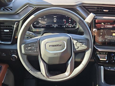 Certified 2024 GMC Sierra 2500 Denali Ultimate image 23