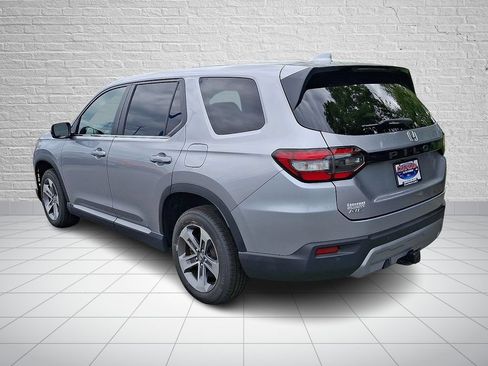 Used 2023 Honda Pilot EX-L image 6