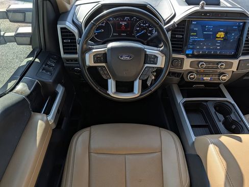 Used 2022 Ford F350 Lariat w/ Lariat Value Package AWD/4WD image 14