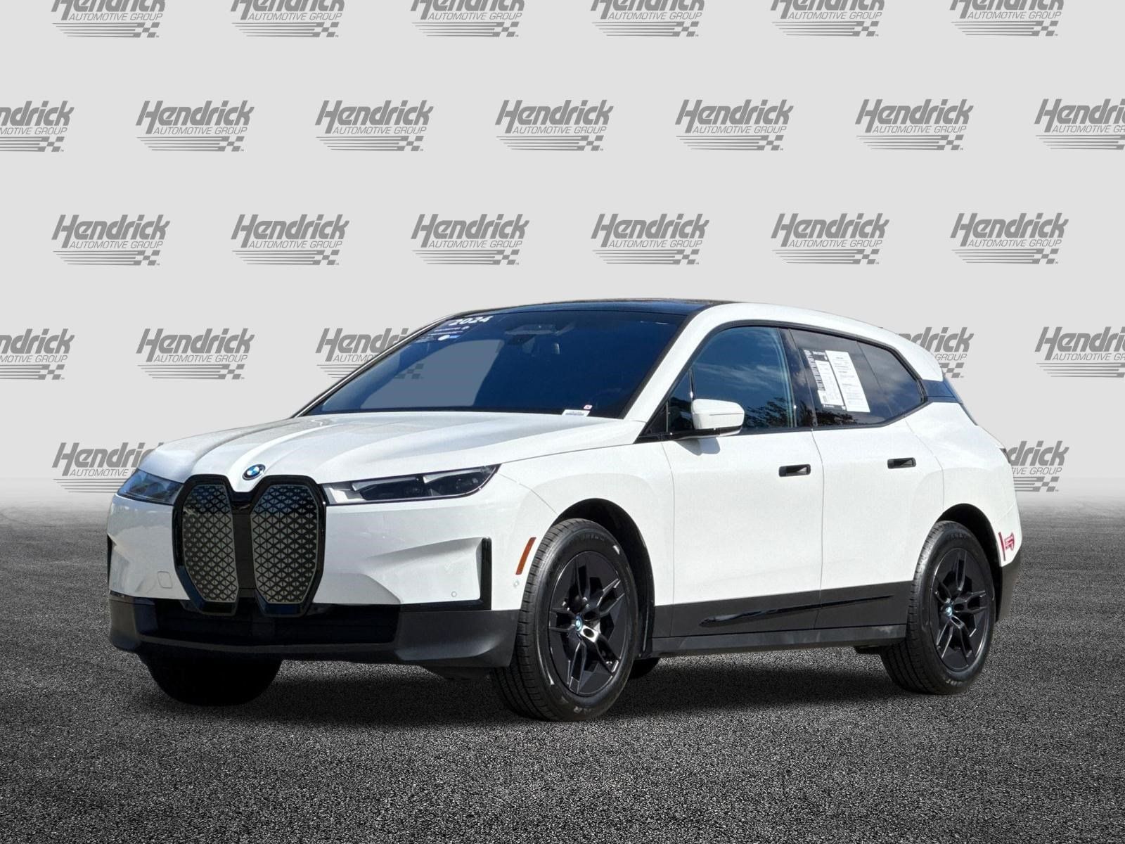 Certified 2024 BMW iX xDrive50 AWD/4WD image 9