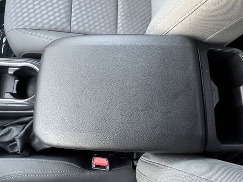 Certified 2022 Toyota Tacoma SR image 17