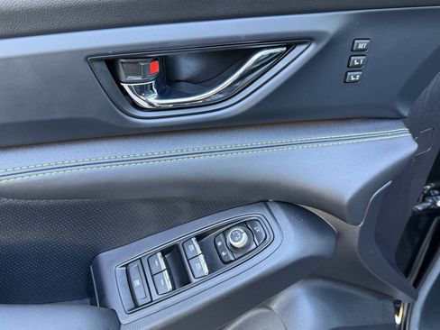 Used 2025 Subaru Ascent Bronze Edition image 16