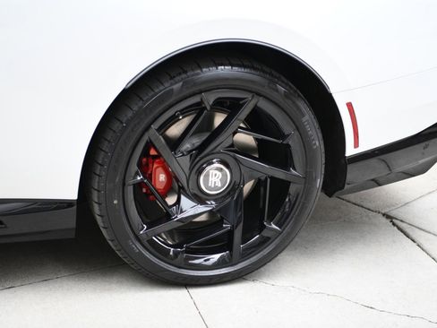 Certified 2025 Rolls-Royce Spectre Black Badge image 26