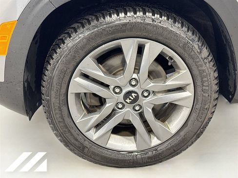 Used 2021 Kia Seltos LX AWD/4WD image 31