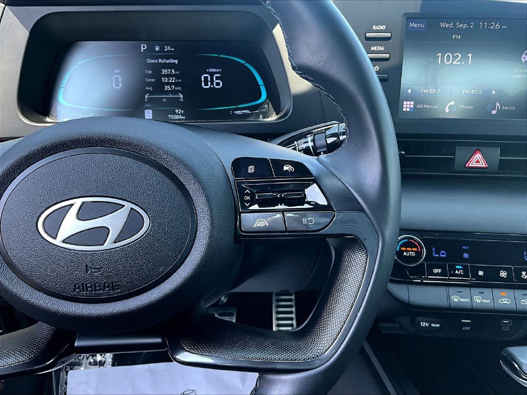 Certified 2025 Hyundai Elantra Sport FWD image 13