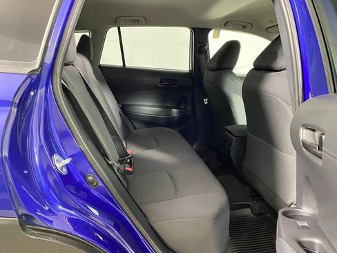 Used 2024 Toyota Corolla Cross LE image 10