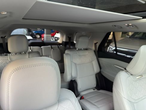 New 2026 Ford Explorer Platinum w/ LUX Leather Package image 44