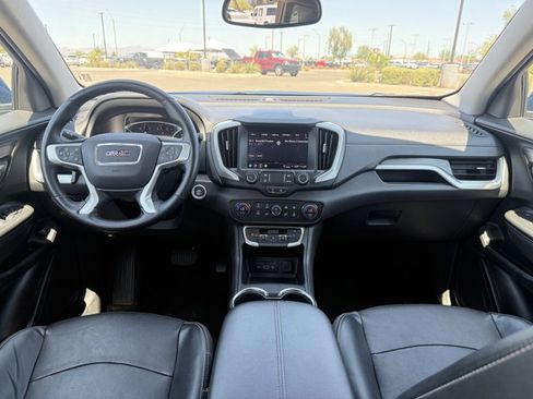 Used 2024 GMC Terrain SLT AWD/4WD image 14