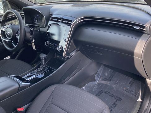 Used 2023 Hyundai Santa Cruz SE image 10