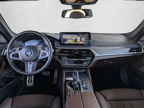 Used 2023 BMW M550i xDrive w/ Parking Assistance Package AWD/4WD image 20