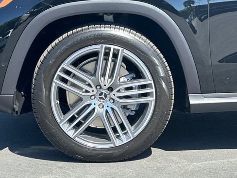 New 2026 Mercedes-Benz GLS 450 4MATIC image 27