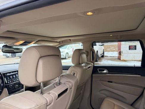 Used 2021 Jeep Grand Cherokee Limited w/ Luxury Group II image 13