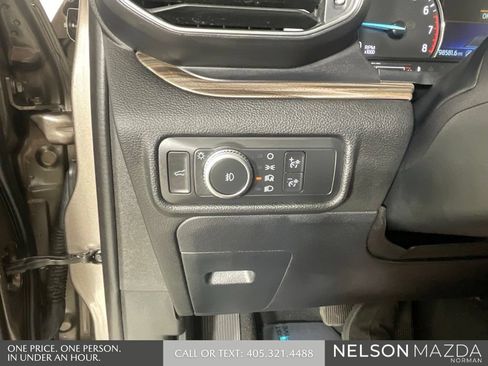 Used 2021 Ford Explorer Limited w/ Equipment Group 301A AWD/4WD image 42