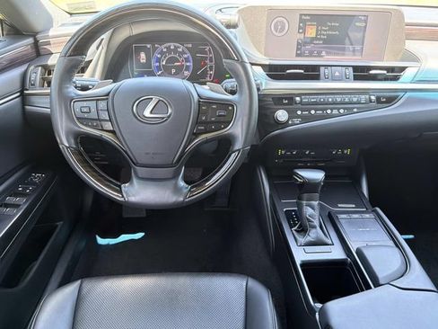 Used 2021 Lexus ES 250 w/ Premium Package AWD/4WD image 25
