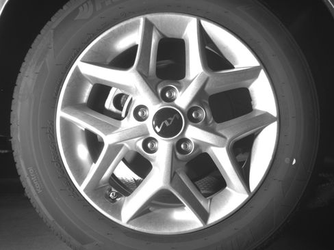 Used 2025 Kia Soul LX w/ LX Technology Package FWD image 15