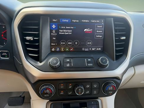 Used 2023 GMC Acadia Denali AWD/4WD image 11