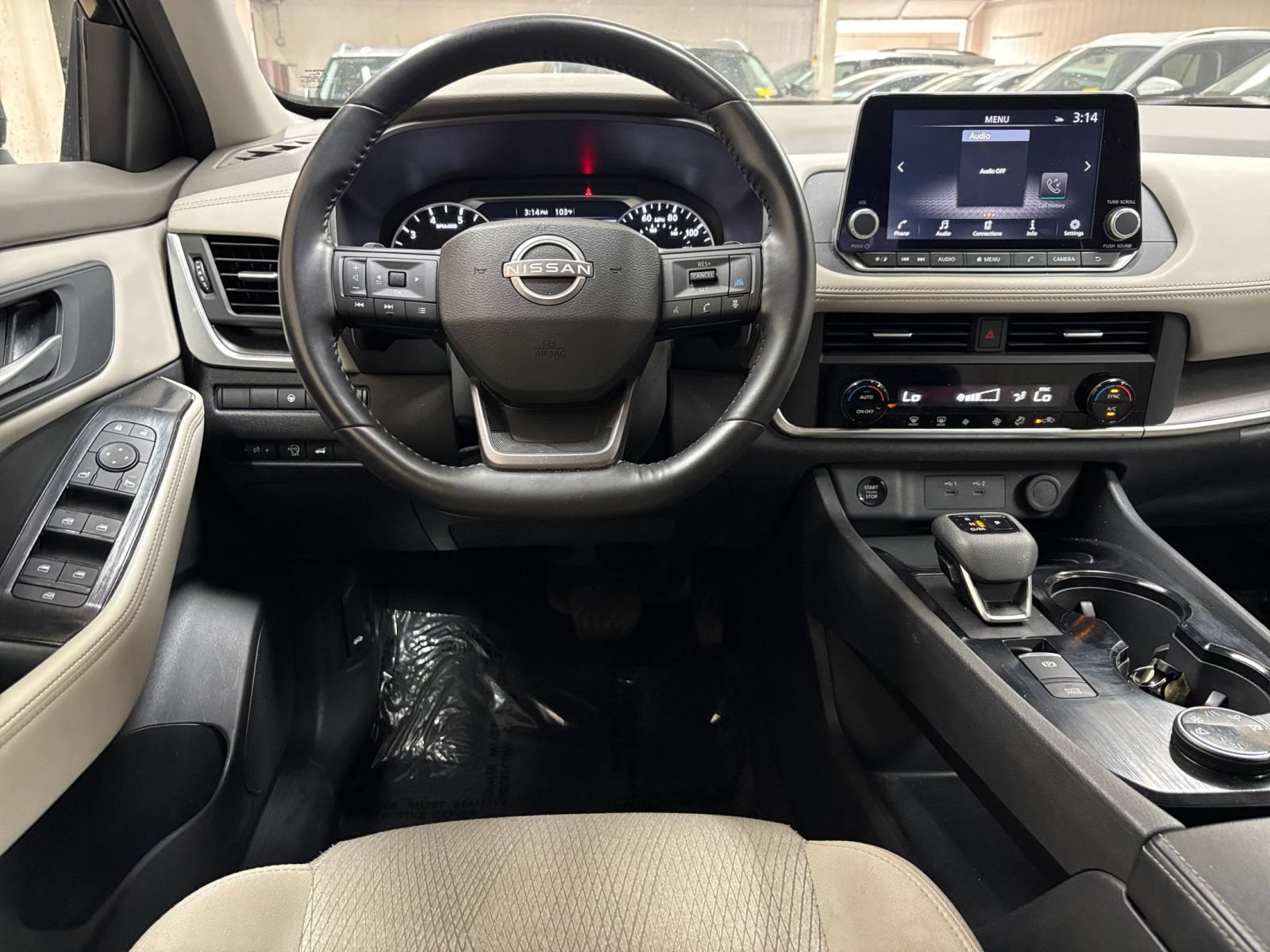 Used 2025 Nissan Rogue SV AWD/4WD image 35