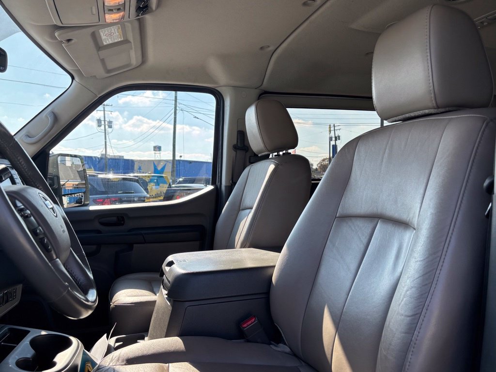 Used 2021 Nissan NV 3500 SL RWD image 13
