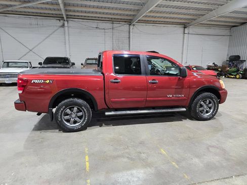Used 2014 Nissan Titan PRO-4X image 15