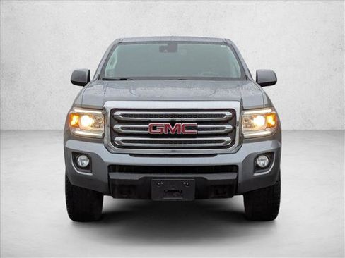 Used 2018 GMC Canyon SLE w/ SLE Convenience Package image 2