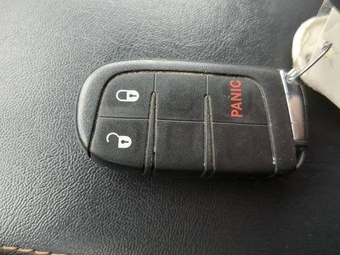 Used 2018 Jeep Compass Sport w/ Tech Group image 39