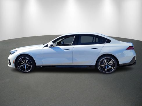 New 2026 BMW 530i w/ M Sport Package image 4