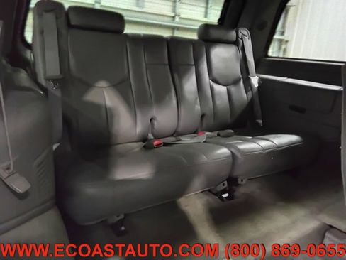 Used 2004 Chevrolet Tahoe Z71 w/ Z71 Preferred Equipment Group AWD/4WD image 17