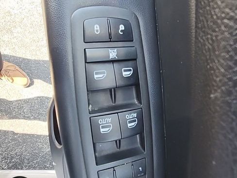 Used 2021 Jeep Grand Cherokee Limited X image 22