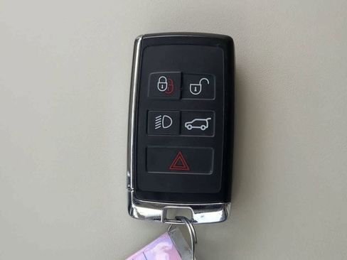 Used 2024 Land Rover Range Rover Autobiography AWD/4WD image 36